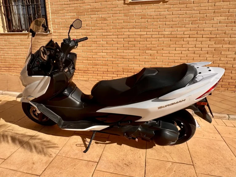 city scooter side view