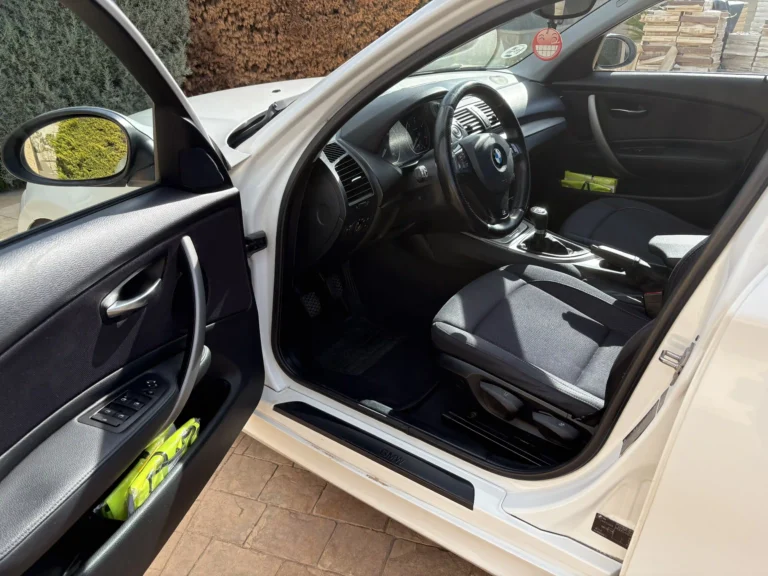 BMW 116d interior driver seat