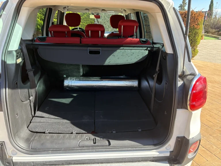 Fiat 500L trunk space with folded seats
